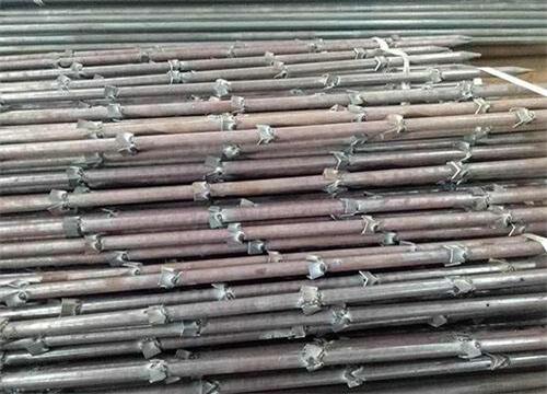 岱岳隧道钢花管